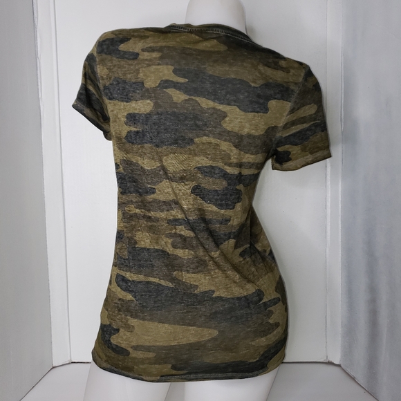 LUCKY BRAND SHORT SLEEVE CAMO T SHIRT SIZE XS - Picture 3 of 8